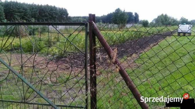 Sprzedam dom 120m2 w pięknej okolicy w pobliżu Sprzedaż świętokrzyskie Chotel Czerwony