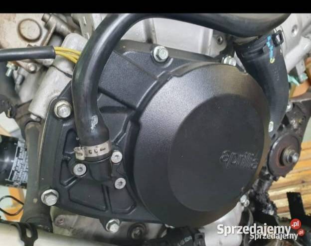 Aprilia TUONO V4 1100 16 kapa dekiel pokrywa Nowy Tomyśl