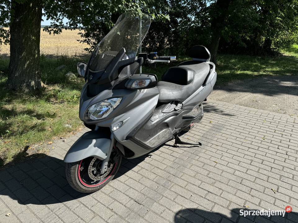Suzuki Burgman 650 Executive Dębno