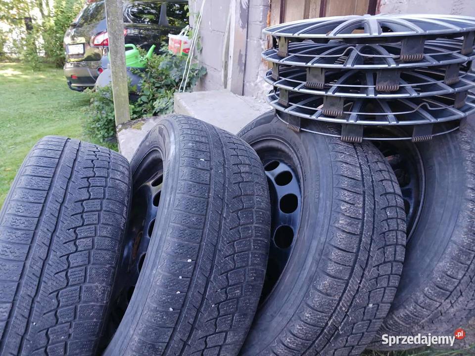 Sprzedam opony zimowe 16 20555R16 na stalowej Zakrzówek Nowy