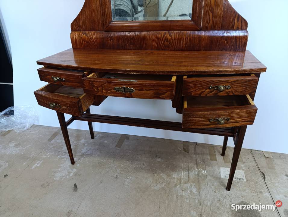 Odnowiona Zabytkowa toaletka z ruchomym lustrem 90cm Toaletki Lekomin