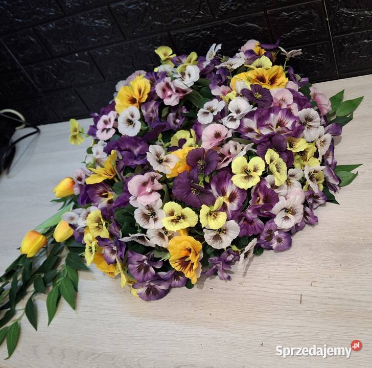 Kompozycja wiazanka na cmentarz Kwidzyn