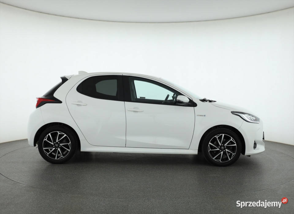 Toyota Yaris 15 VVTi Hybrid Piaseczno sprzedam