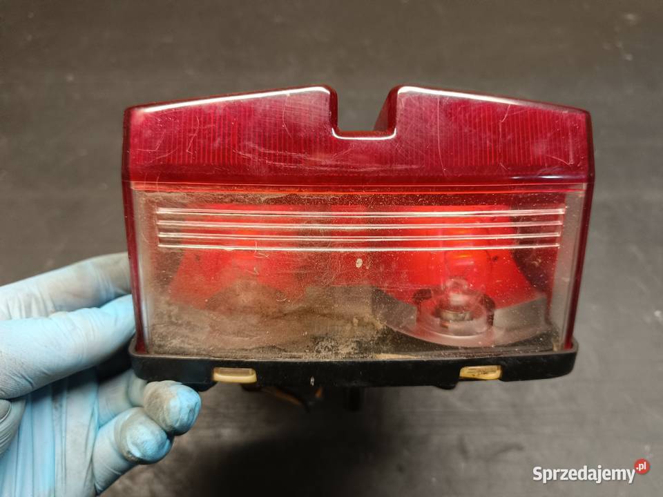 Lampa tył tylna klosz oświetlenie części Yamaha małopolskie Gołaczewy