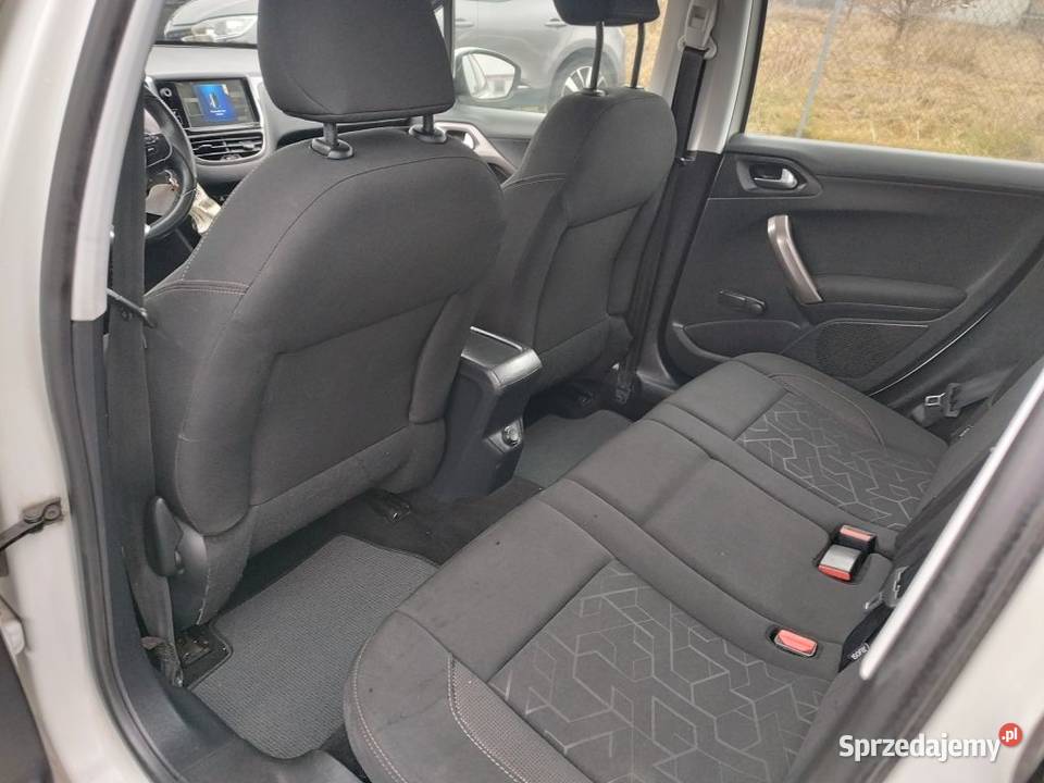 Peugeot 2008 12 vvti 82 stan niski przebieg immobilizer Częstochowa