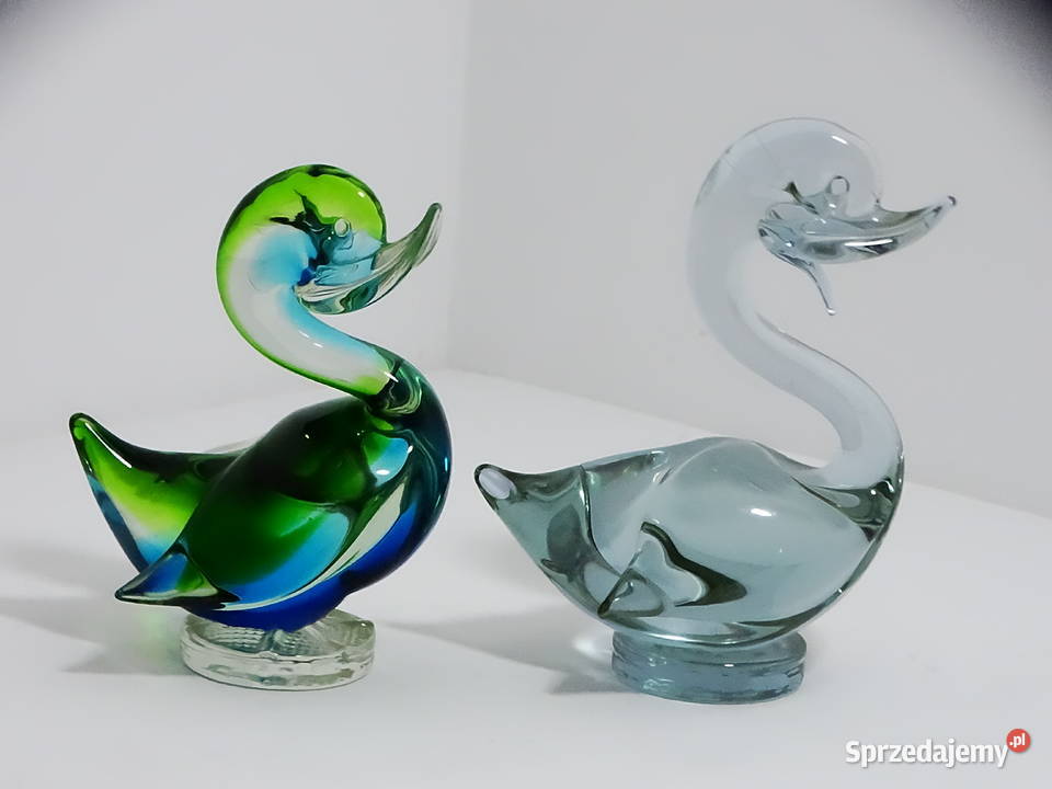 Dwie szklane figurki kaczek jedna wielobarwna Figurki i rzeźby Biłgoraj