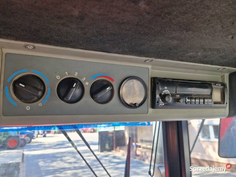 MF 6180 massey ferguson 6120 6490 3070 Renault Laskowiec