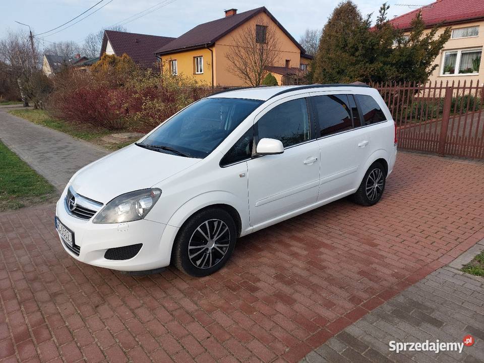Opel Zafira VAT marża Łochów