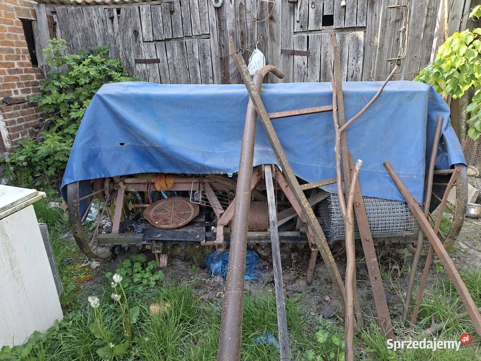Sprzedam siewnik zbożowy nieuszkodzony Krasienin-Kolonia