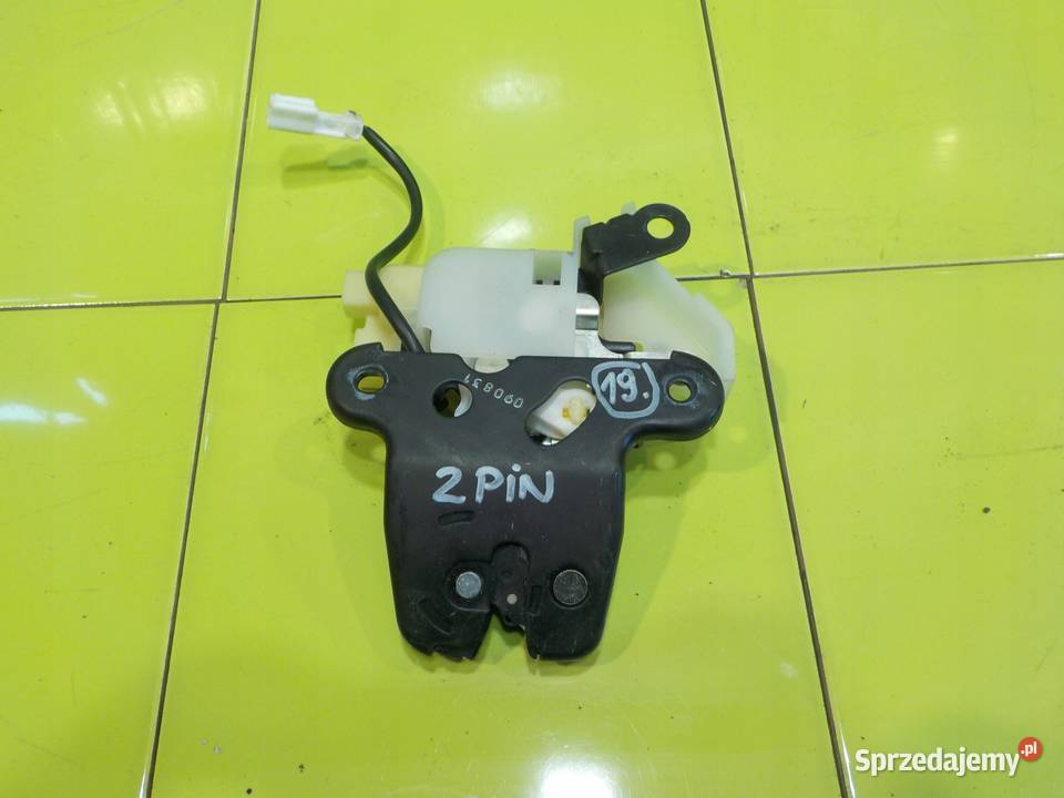 HONDA INSIGHT II 09r 5D 0914 zamek klapy tyl