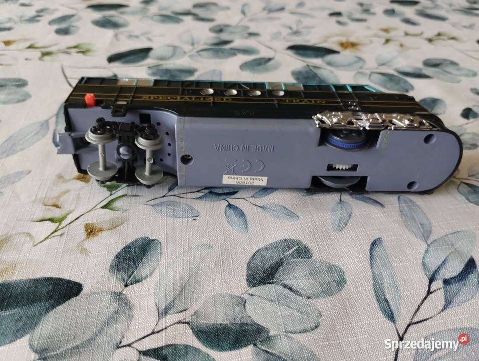 PRL lokomotywa kolejka Zabawki Łódź