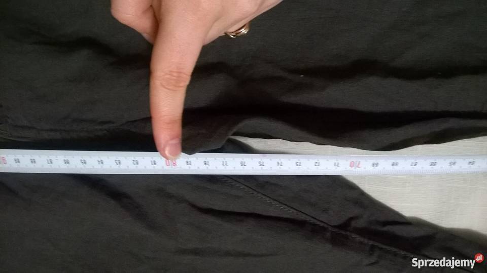 Długie czarne spodnie marki Friendtex sprzedam