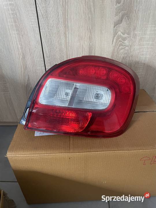 Suzuki Baleno lampa prawa tył Led Kozubszczyzna sprzedam