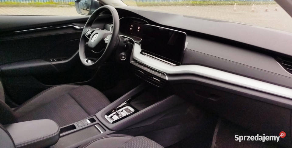 Skoda Octavia nowa 15 eTSI DSG Zarejestrowany w Polsce Dąbrowa Górnicza