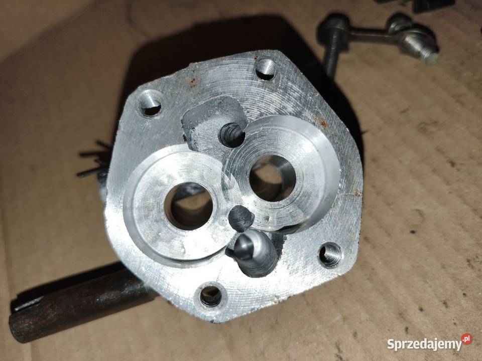 Pompa oleju Dniepr MT K650 Leszno sprzedam