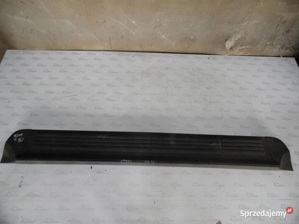 DODGE NITRO 08r listwa nakładka zderzaka prawa sprzedam