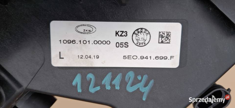 SKODA OKTAVIA III LIFT HALOGEN LEWY LAMPA Bieleń sprzedam