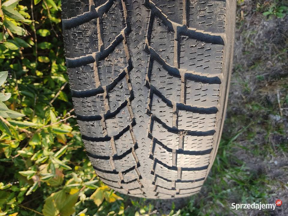 Opona zimowa 205R16C 205 Inowrocław sprzedam