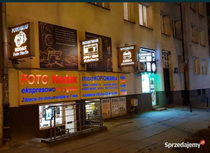 Zdjęcie biznesowe na LinkIn CV portal Warszawa