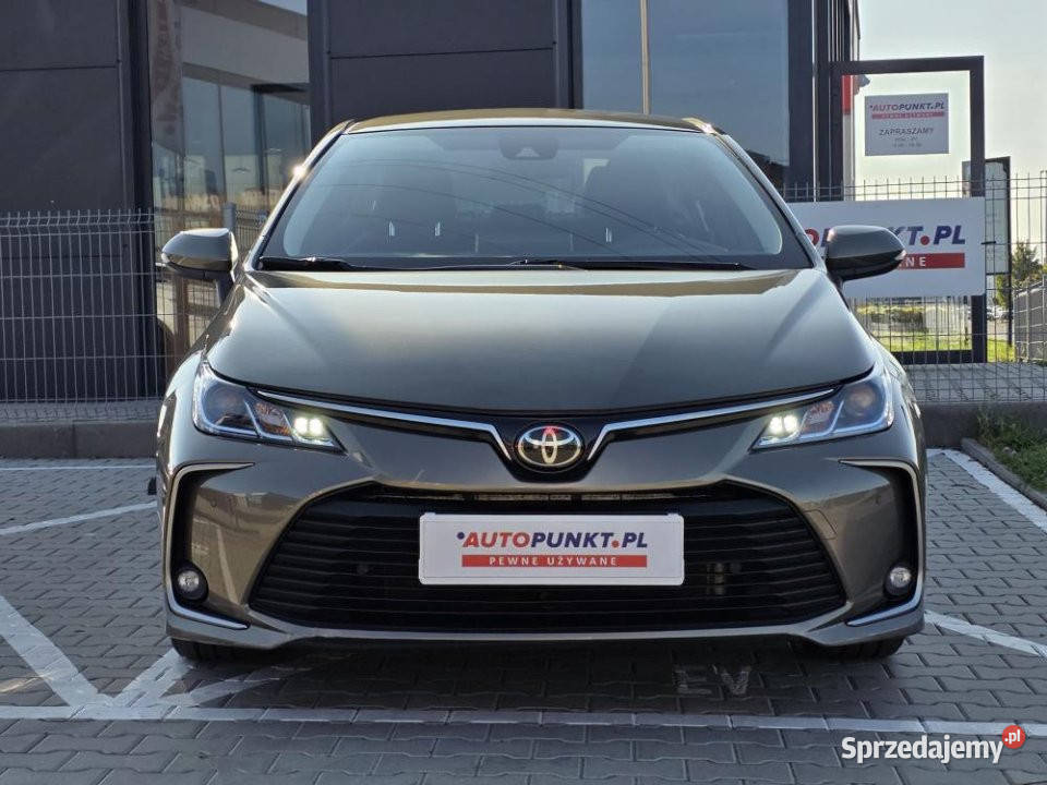 Toyota Corolla 2022r Salon Aktywny tempomat 91883km Poznań