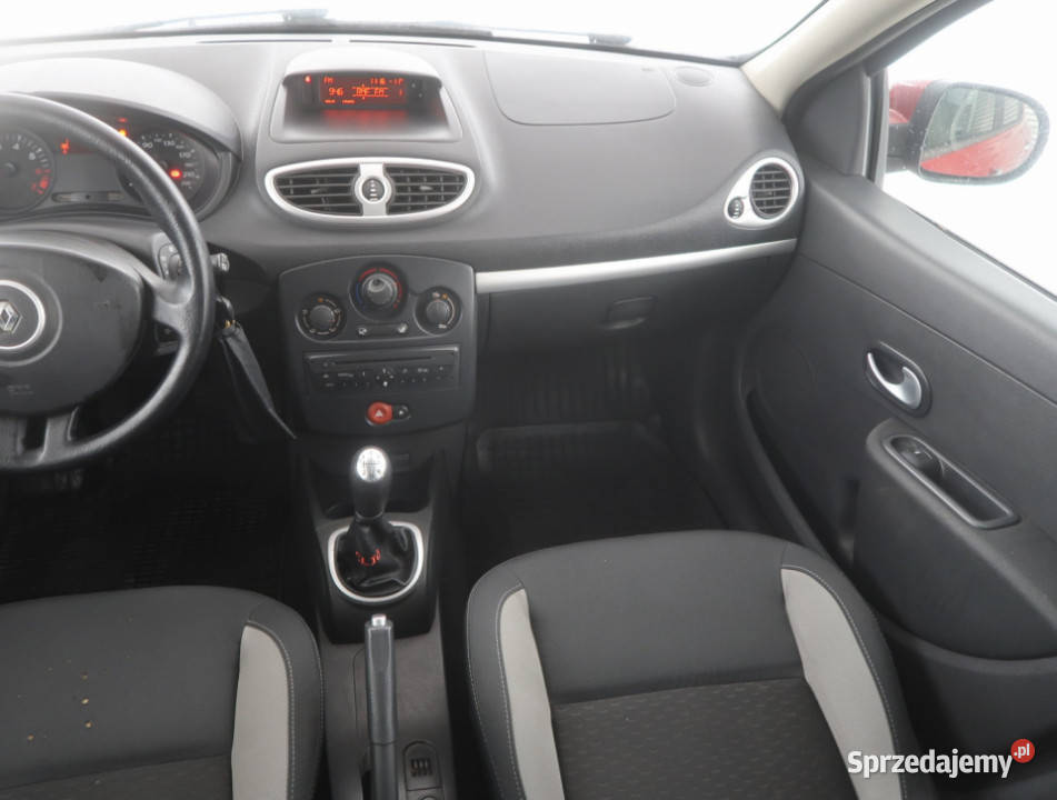 Renault Clio 12 16V Rok produkcji 2011 Clio Bielany Wrocławskie