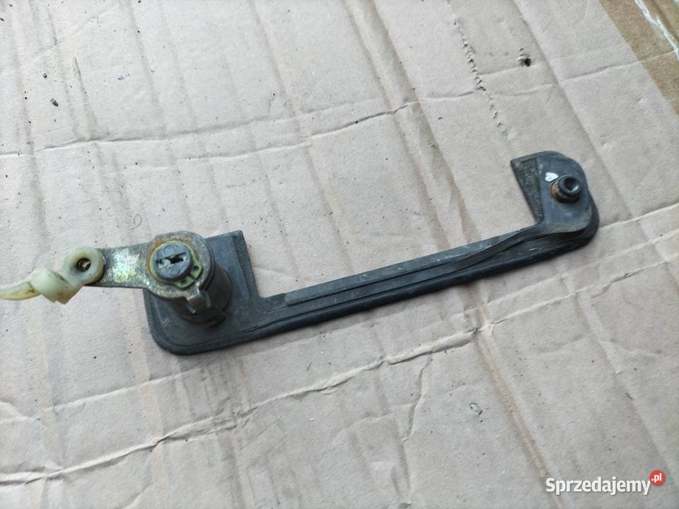 AUDI 80 B3 B4 RAMKA OBUDOWA KLAMKI PRZÓD osobowe Kamień-Kolonia