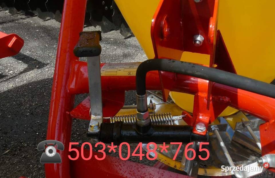 Rozsiewacz do nawozów lejek firmy STRUMYK nieuszkodzony podlaskie Hajnówka