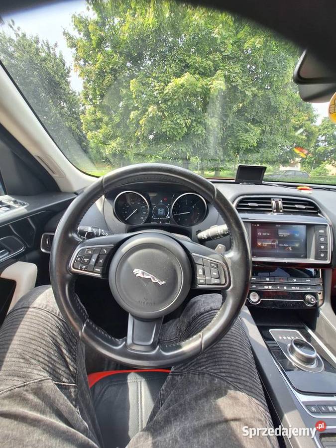 Jaguar Fpace 2017 SUV 125000km Legnica