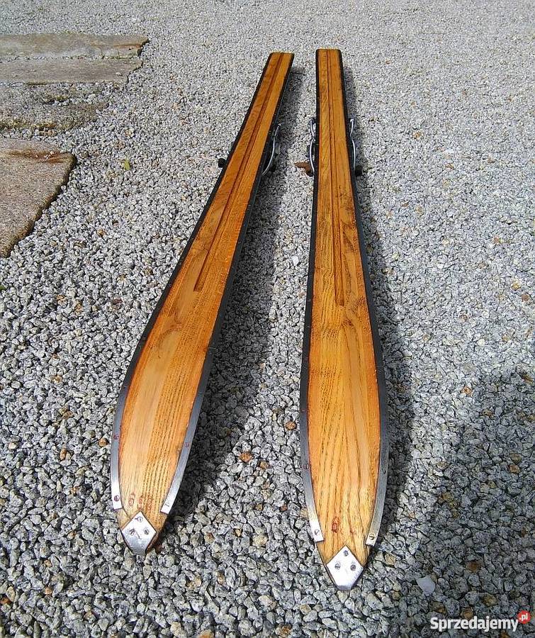 Stare drewniane narty Mesta PionierS Szklarska Poręba