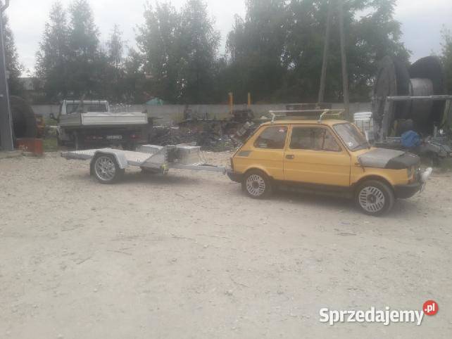 Kolekcja trzech fiatów 126p