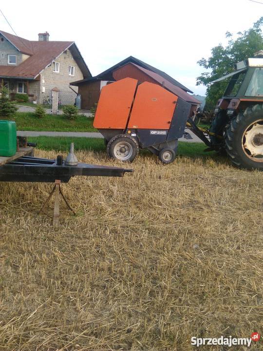 Prasa rolująca DeutzFahr GP 220 Borówna