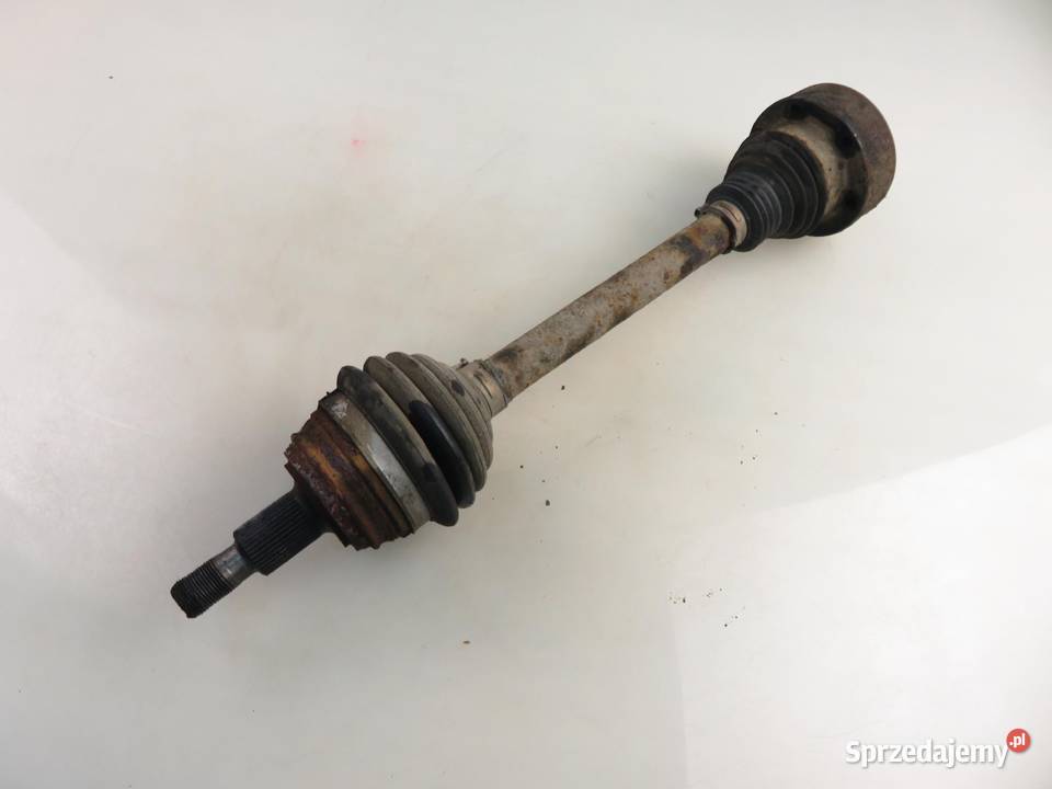 PÓŁOŚ LEWA TYLNA AUDI A3 8L 19 TDI quattro osobowe