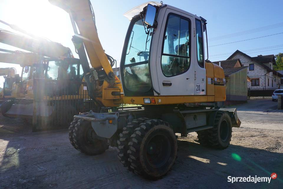 Koparka kołowa Liebherr A 311 2012 Koparki Jeziorko sprzedam
