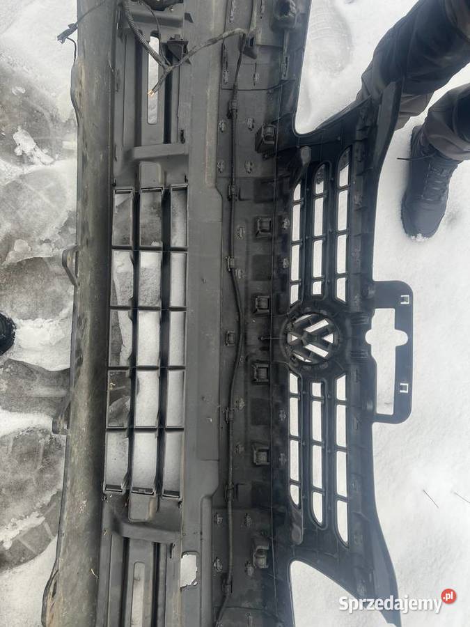 Zderzak przód VW CADDY III Ładny stan bez Darłowo