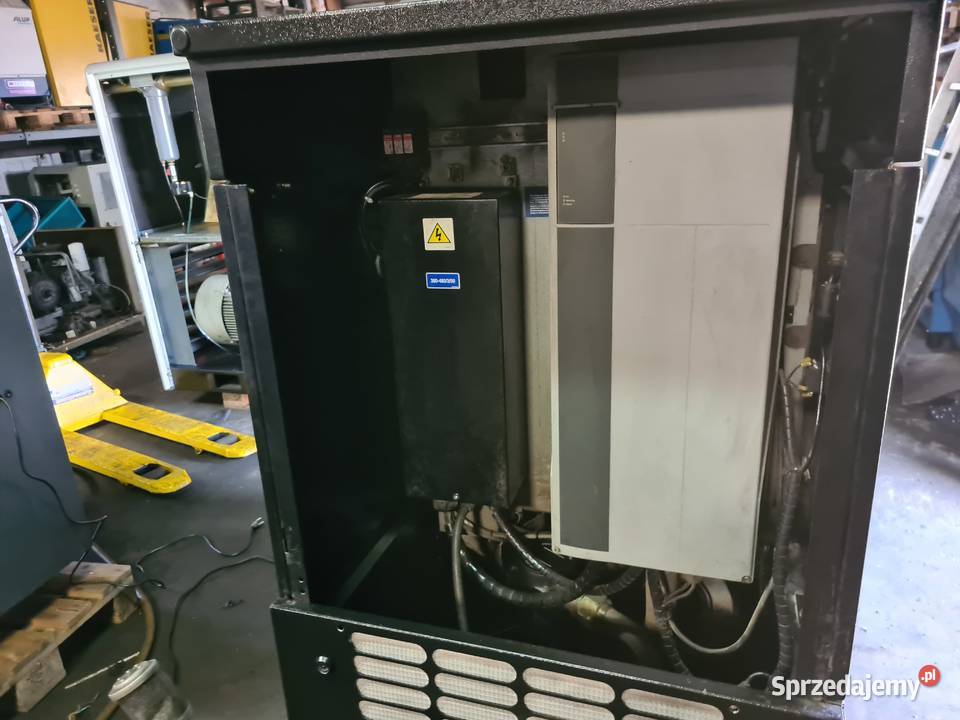 Kompresor śrubowy INGERSOLL RAND IRN 22KCC 22 kw Zduny