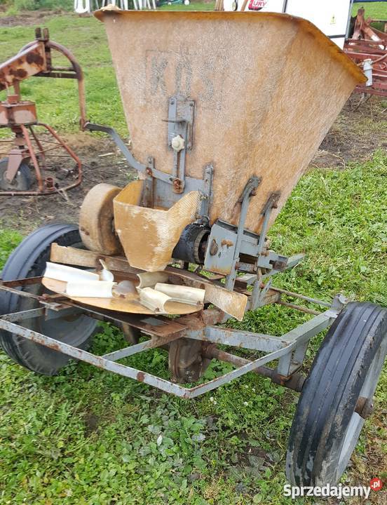 Rozsiewacz KOS Rozsiewacze nawozów Miechów