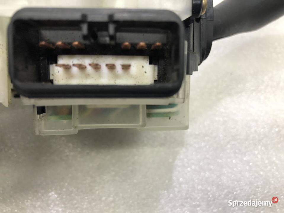 PRZEŁĄCZNIK WYCIERACZEK MAZDA 6 GY 0207 Panele sterowania, przełączniki