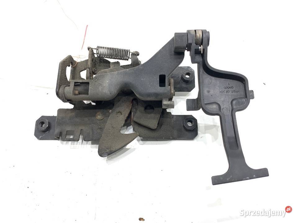 ZAMEK MASKI PRZÓD MERCEDES W245 Hatchback 0511