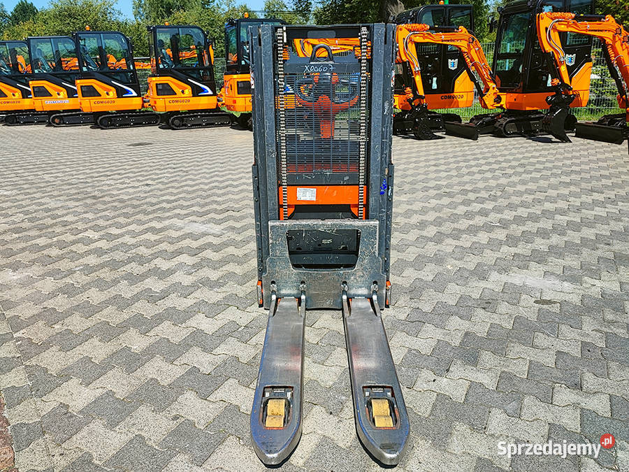 Elektryczny wózek z masztem ręcznie prowadzony małopolskie