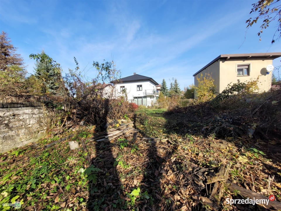 sprzedaży działki Jędrzejów 718m2 świętokrzyskie