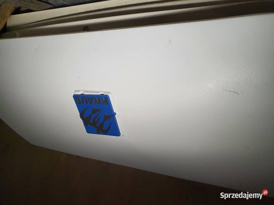 Klapa pokrywa bakisty Knaus przyczepy Odrowążek