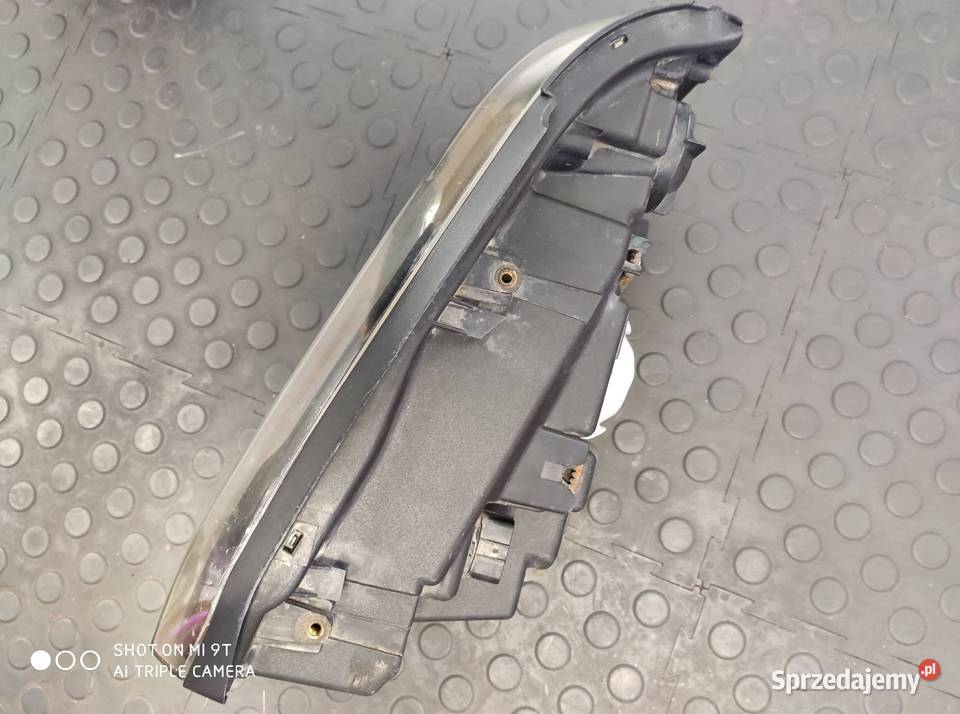 Lampa przednia prawa LIFT Land Rover Discovery Prawe Wałbrzych