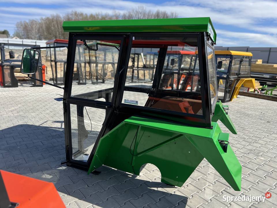 Kabina ciągnikowa Ursus C330 TUR C360 MF235 T25 Płock