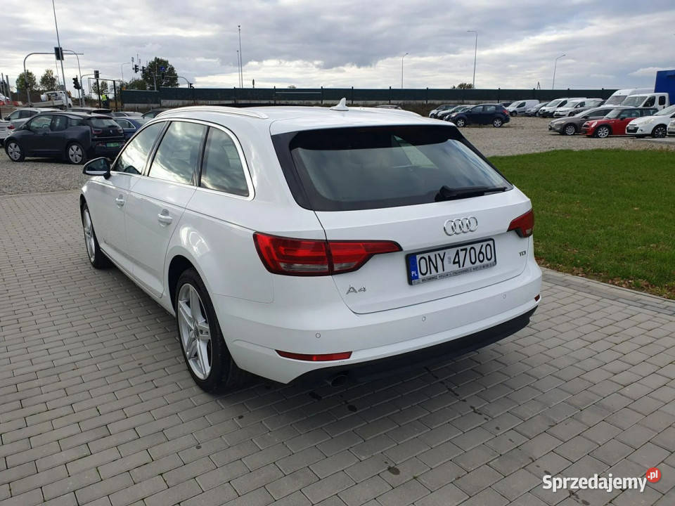 Audi A4 B9 20tdi Automat Panorama Ledy Navi diesel Strobice