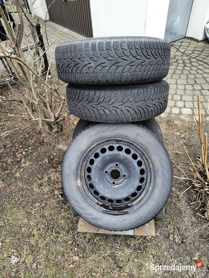 Sprzedam koła opony zimowe na felgach stalowych Samochodowe Koła łódzkie Drużbice-Kolonia