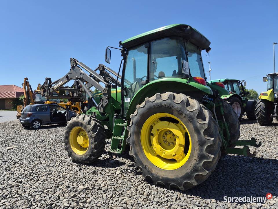 Traktor John Deere 6100D z ładowaczem Faucheux Turek