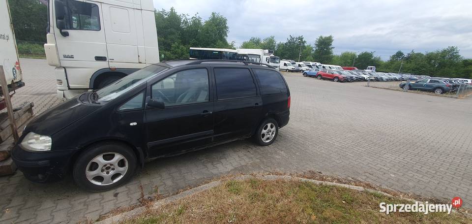 Syndyk sprzeda samochód osobowy VOLKSWAGEN