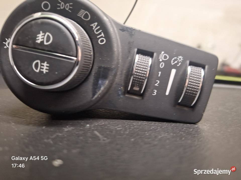 Jeep Renegade oryginalny przełącznik włącznik Części samochodowe Przeworsk