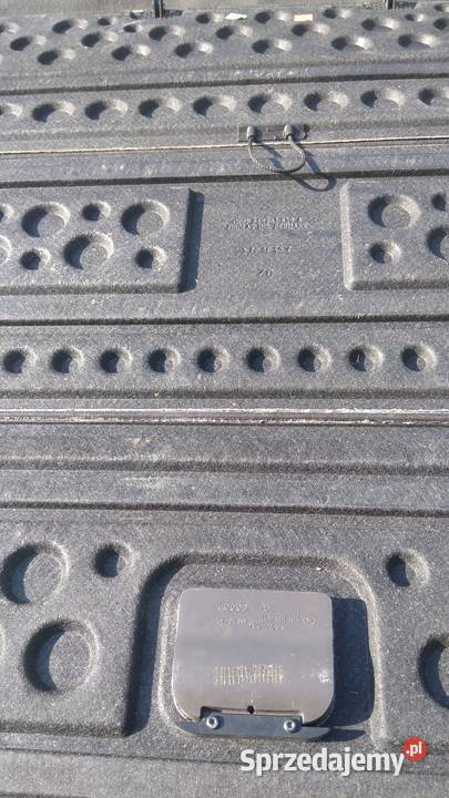 Audi A4 B6 B7 podłoga bagażnika osobowe Stare Kurowo