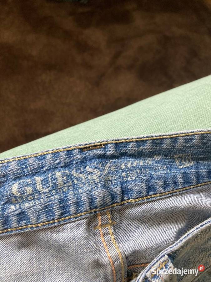 Jeansowe szorty krótkie spodenki Guess XS 26 Spodnie Nisko sprzedam
